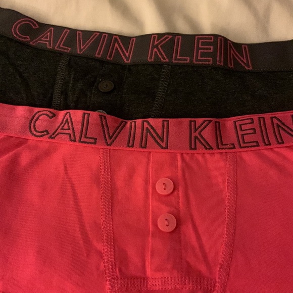 Calvin Klein ULTIMATE COTTON BOYSHORT for women - Pink and Dark Gray - Picture 4 of 11